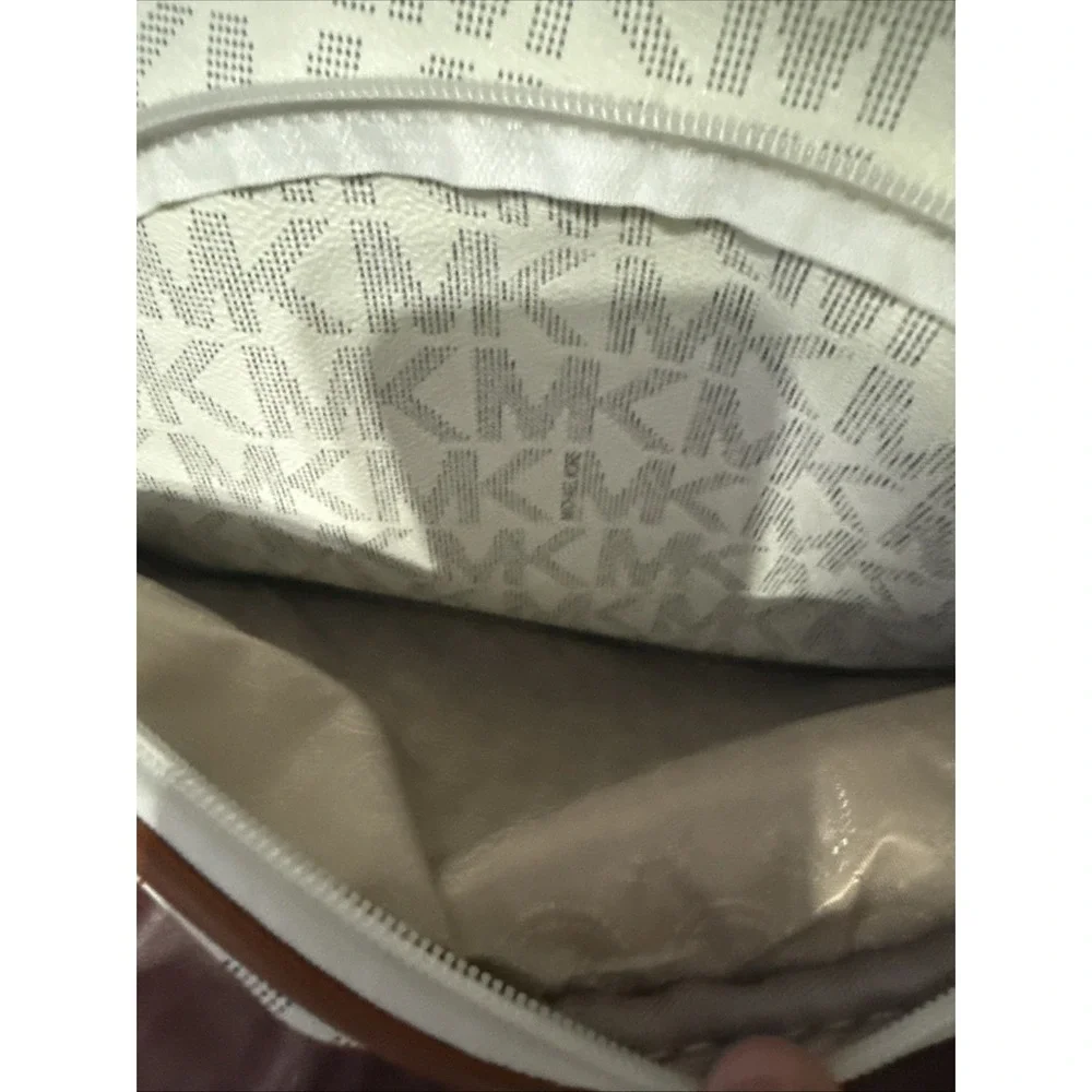 Michael Kors Logo Beige Brown Backpack Zipper Accent Inner Outer Pockets‎ Women